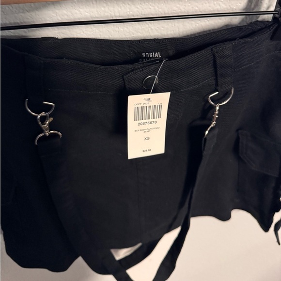 Hot Topic Suspender Skirt - Picture 3 of 4